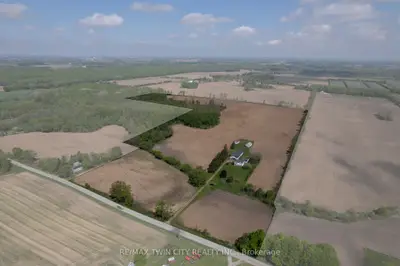 Farm in Brant