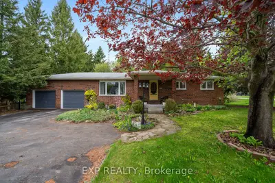 Detached in Hamilton Township