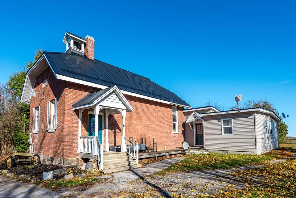 178 GRASSHILL Road, Kawartha Lakes, ON K0M 2T0