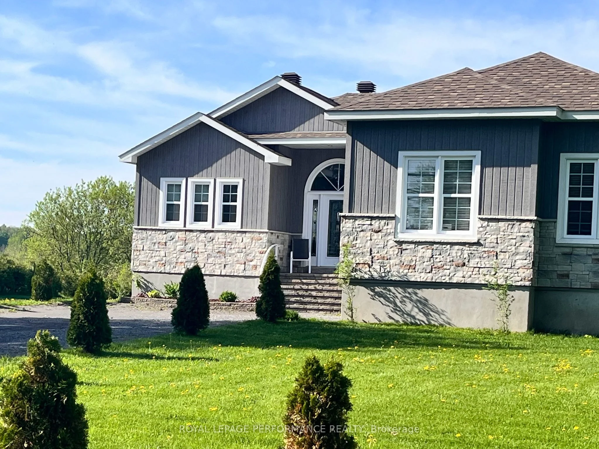 3726 Front Road, East Hawkesbury, ON K6A 2T4