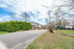 7 Laura Street, Petawawa, On K8h 1v3