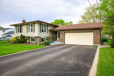 Detached in Fort Erie