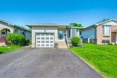 165 Woodrow Street, St. Catharines, ON L2P 3V8