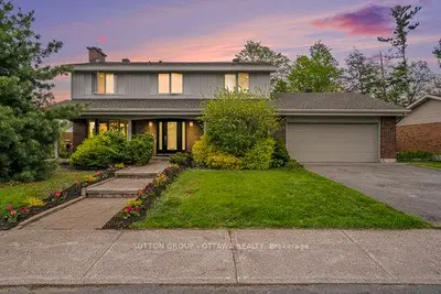 Detached in South of Baseline to Knoxdale