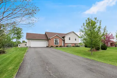 Detached in Mississippi Mills