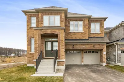 Detached in Shelburne