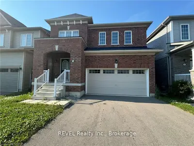 Detached in Thorold