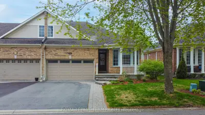 Att/Row/Townhouse in Barrhaven