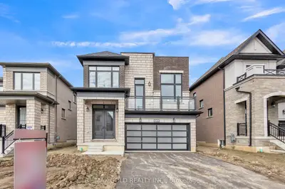 Detached in Woodstock