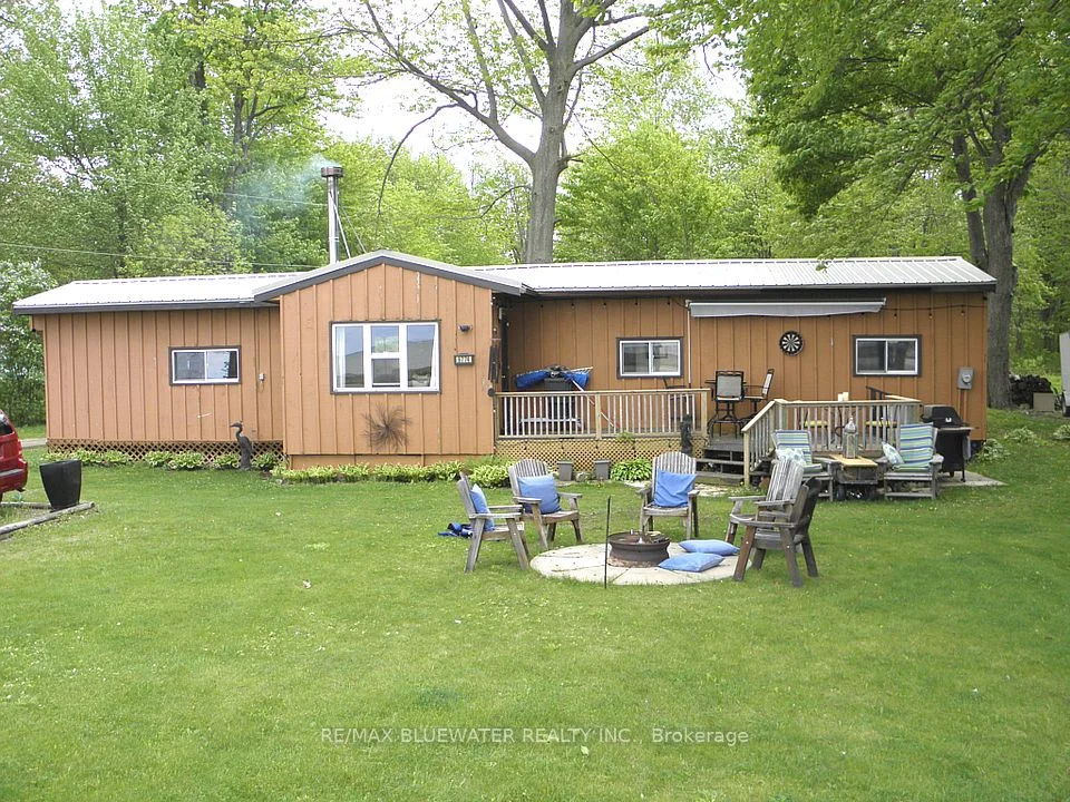 9774 Lake Road, Lambton Shores, On N0n 1j1