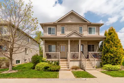 Condo Townhouse in Guelph