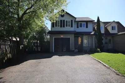 Detached in Guelph