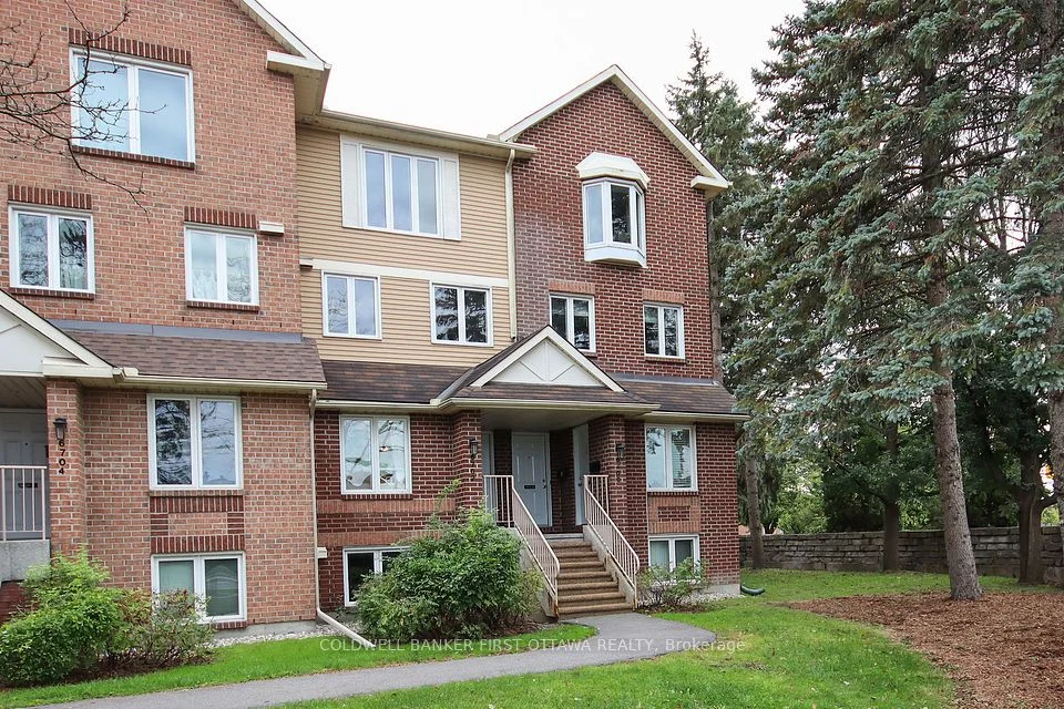 6702 Jeanne D'Arc Boulevard A, Orleans - Convent Glen and Area, ON K1C 6E9