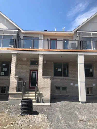 Att/Row/Townhouse in Barrhaven