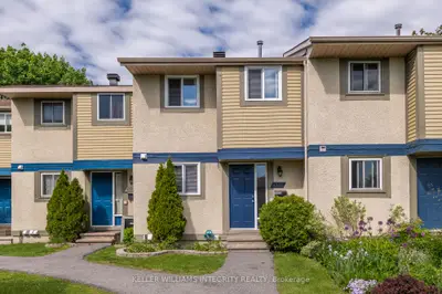 Att/Row/Townhouse in Cyrville - Carson Grove - Pineview