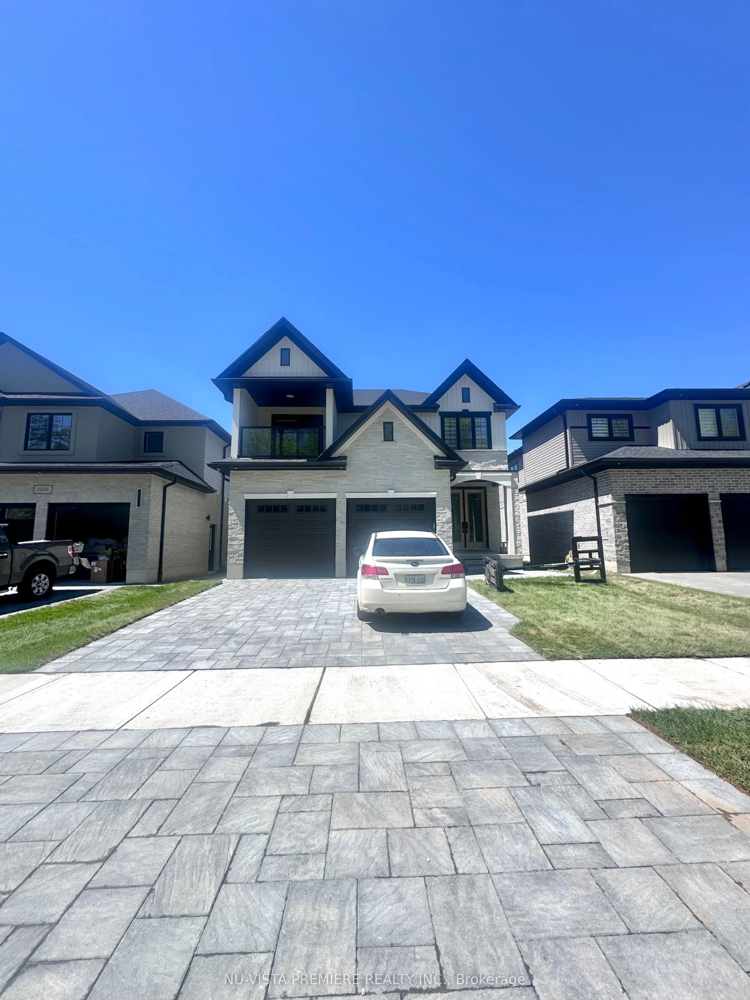 2250 SADDLEROCK Avenue Lower, London North, ON N6G 3W3
