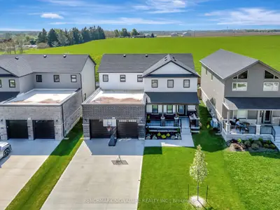 Detached in Zorra