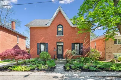 Detached in Guelph