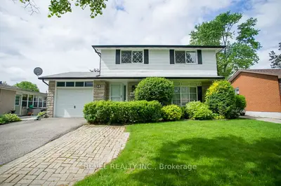 Detached in Brantford