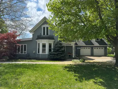 Detached in Goderich
