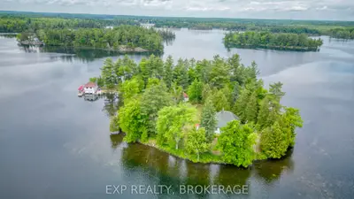 Detached in Frontenac