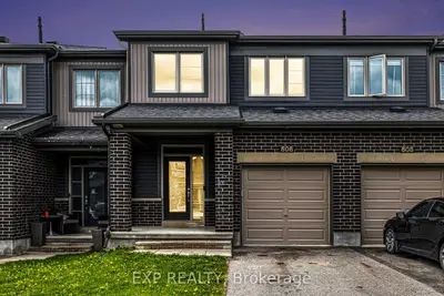 Att/Row/Townhouse in Stittsville - Munster - Richmond