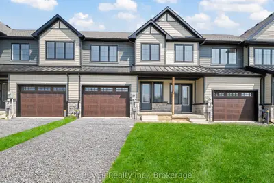 Att/Row/Townhouse in Thorold