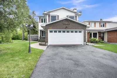 Detached in Kanata