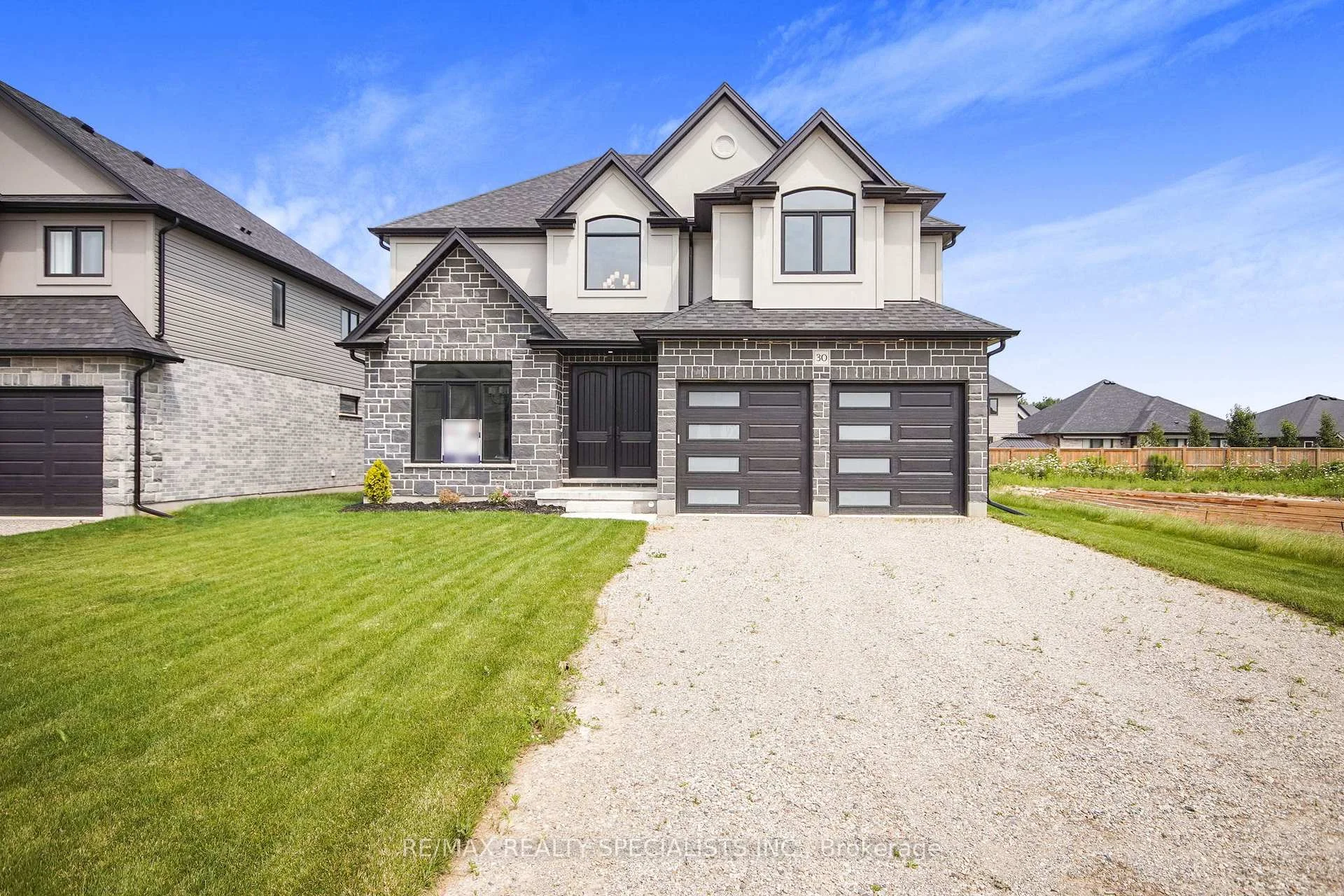 30 Sycamore Drive, Tillsonburg, On N4g 5r9