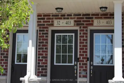 Condo Townhouse in Kitchener