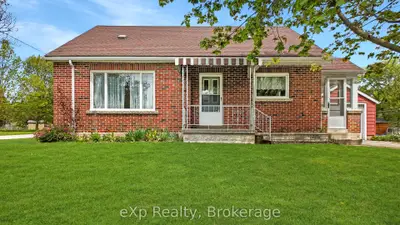 Detached in Brockton