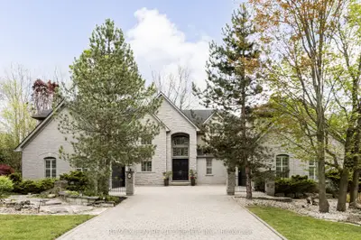 Detached in London North