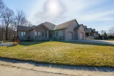 Detached in Strathroy-Caradoc