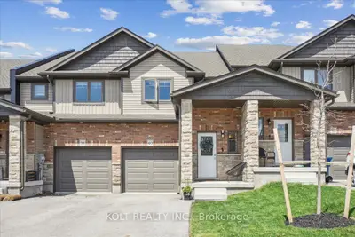 Att/Row/Townhouse in Guelph