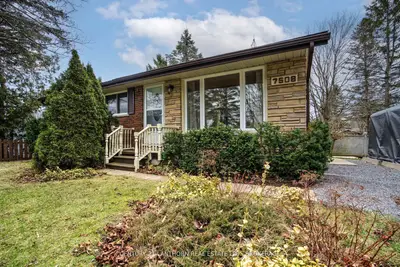 Detached in Greater Napanee