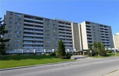 Condo Apartment in Hamilton