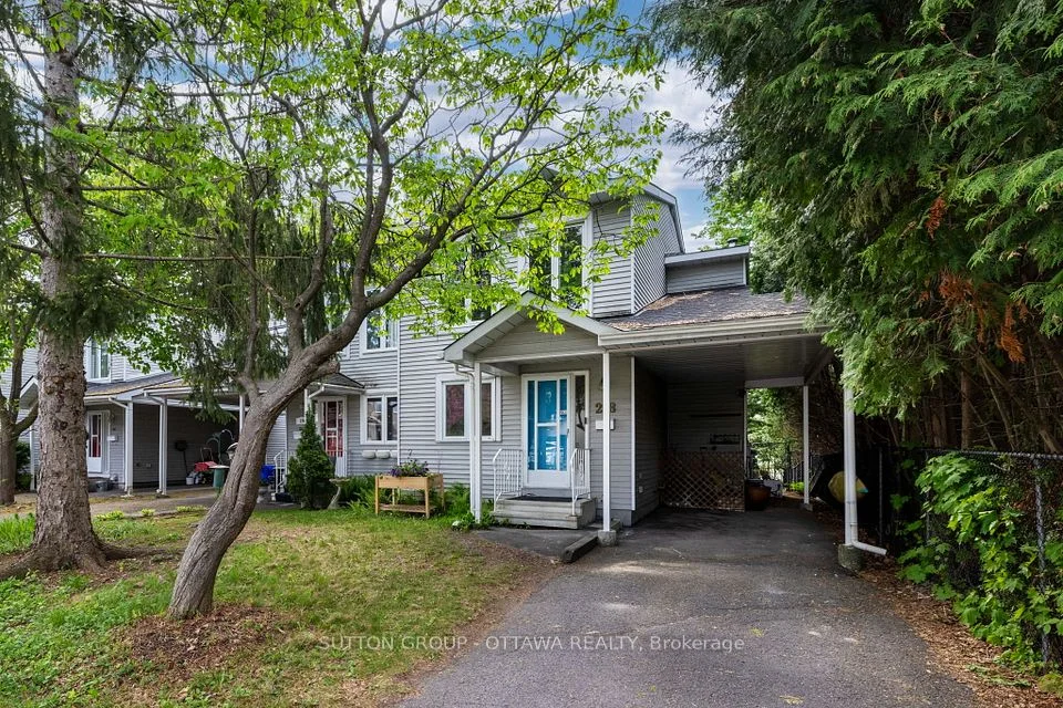 218 N Switzer Avenue, Westboro - Hampton Park, ON K1Z 7H9