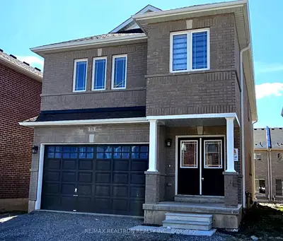 Detached in Thorold