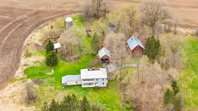 Farm in Leeds and the Thousand Islands