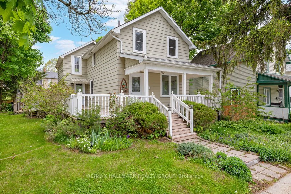 118 Wellington Street, Gananoque, On K7g 1b7