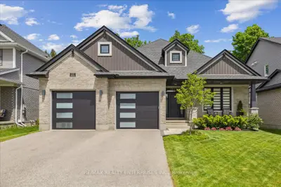 Detached in Tillsonburg