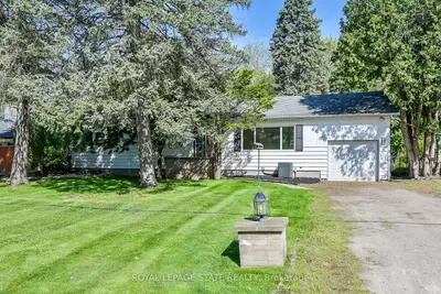 Detached in Hamilton