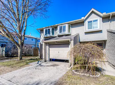Condo Townhouse in Kitchener