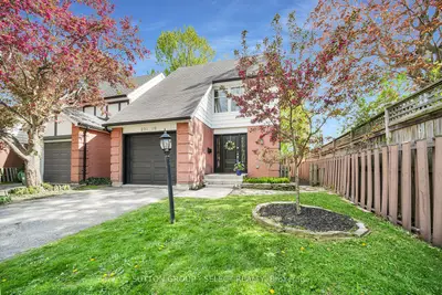 Detached in London South