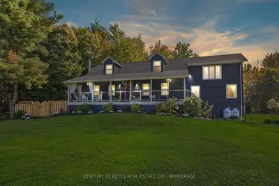 Detached in Front of Leeds & Seeleys Bay