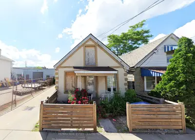 Detached in Hamilton