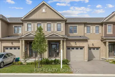 Condo Townhouse in St. Catharines