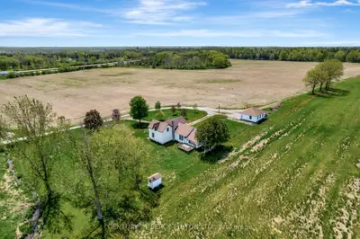 Detached in Tyendinaga