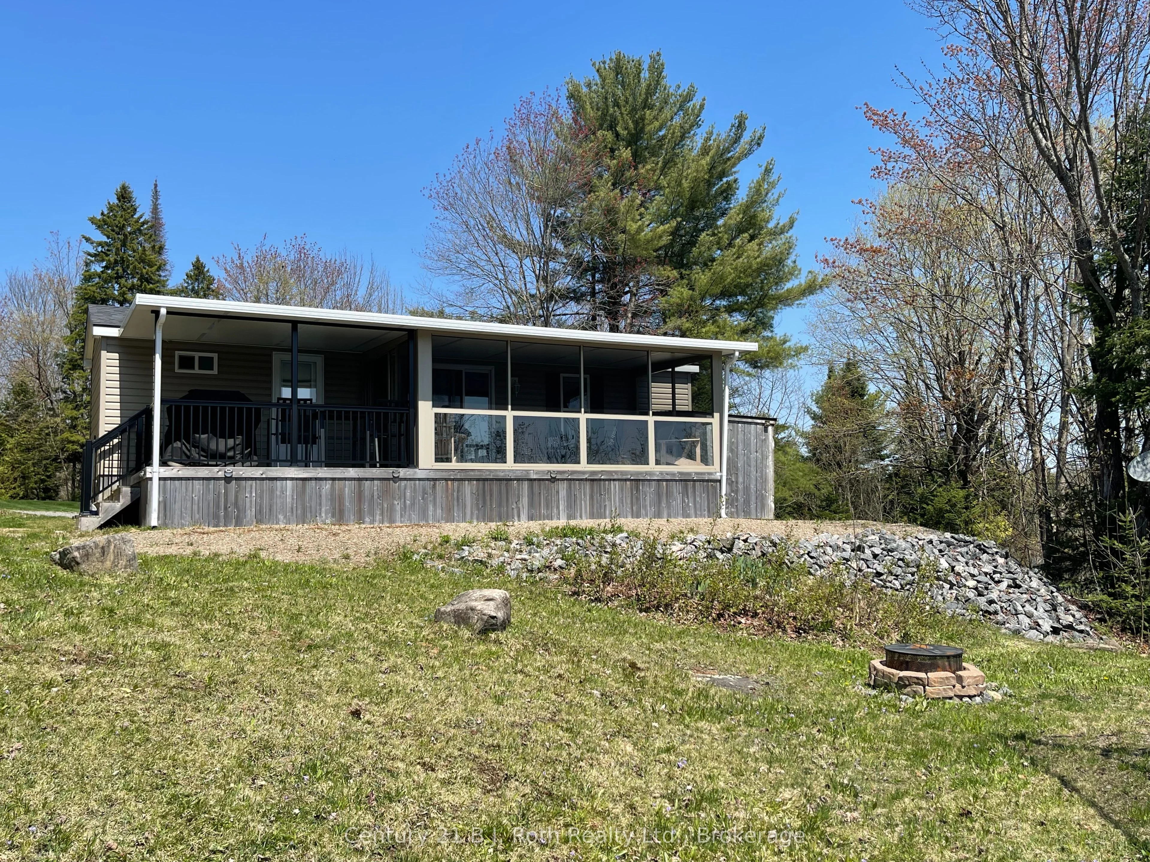 1047 Bonnie Lake Camp Road 712, Bracebridge, ON P1L 1W9