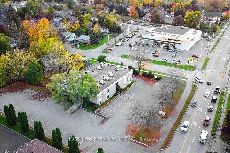 309 unit 105 Park Street N, Brockville, ON K6V 6E5